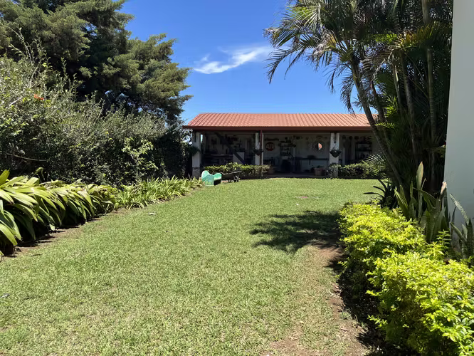 YA...Casa en venta Heredia, excelente ubicación sea residencia o vivienda - Imagen 10