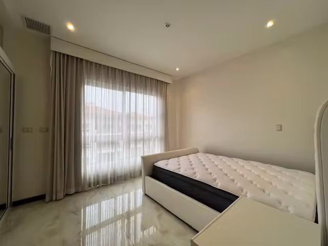 ALQUILER.  APARTAMENTO AMUEBLADO AMPLIO 3 DORMITORIOS LINDA VISTA EN ESCAZU