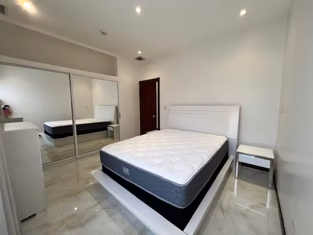 ALQUILER.  APARTAMENTO AMUEBLADO AMPLIO 3 DORMITORIOS LINDA VISTA EN ESCAZU