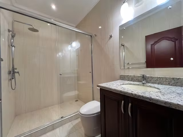 ALQUILER.  APARTAMENTO AMUEBLADO AMPLIO 3 DORMITORIOS LINDA VISTA EN ESCAZU