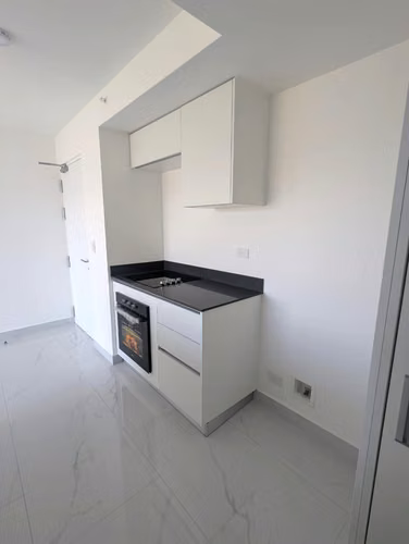 Apartamento en Venta 1 Habitación Piso 13 con Balcón y Amenidades | Entrega 2026 - Imagen 6