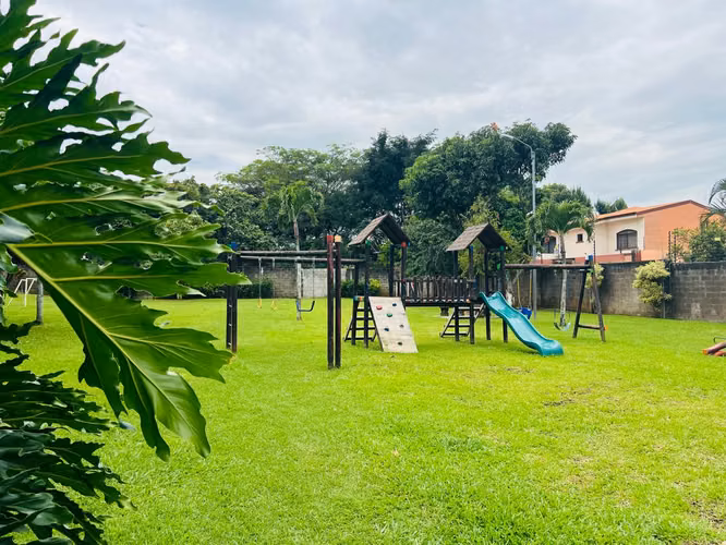 Venta de Casa amplia en San Joaquín de Flores en Heredia. - Imagen 19