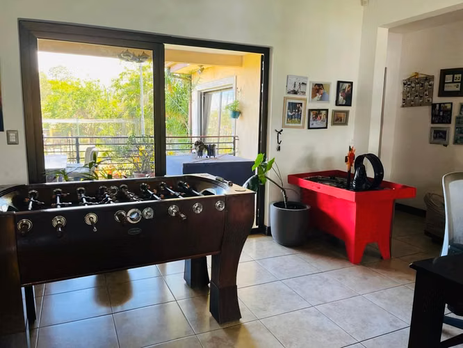 Venta de Casa amplia en San Joaquín de Flores en Heredia. - Imagen 12