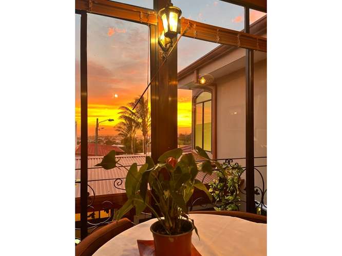 EXCLUSIVA CASA DOS PLANTAS EN CONDOMINIO SAN AGUSTIN, HEREDIA - Imagen 11