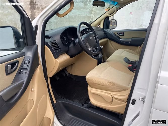 HYUNDAI H-1 2017 MANUAL DIESEL BLANCO