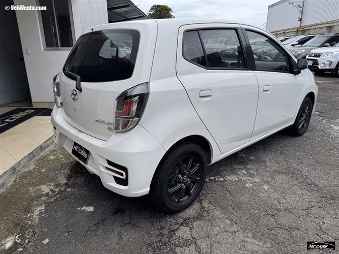 TOYOTA AGYA 2022 MANUAL GASOLINA BLANCO