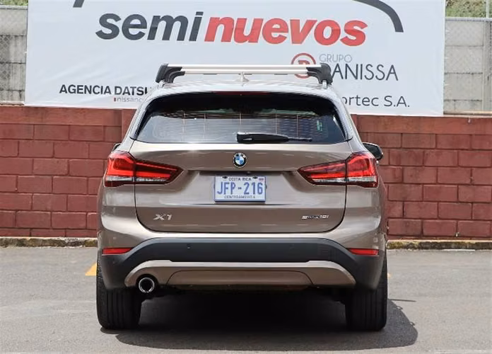 BMW X1 2021 AUTOMÁTICA GASOLINA BEIGE