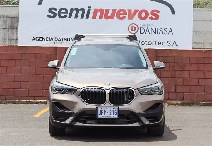 BMW X1 2021 AUTOMÁTICA GASOLINA BEIGE