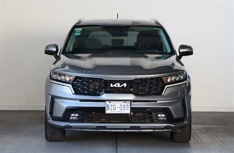 KIA SORENTO 2024 AUTOMÁTICA DIESEL GRIS