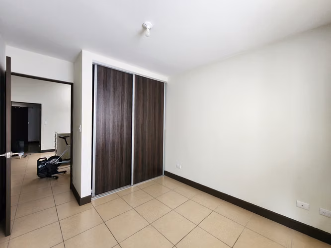 Venta de casa en Condominio Altavista, Ciudad Colón. - Imagen 4