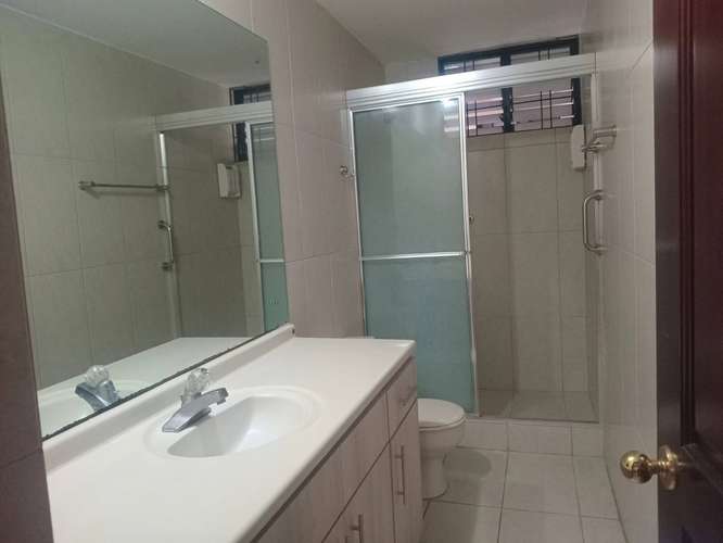 CONDOMINIO ESCAZU MUY AMPLIO - Imagen 9