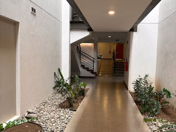 Venta de apartamento de 2 habitaciones en Santa Ana - Imagen 20