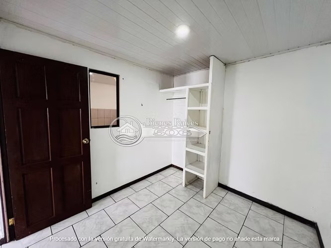 Se vende propiedad con 6 apartamentos San Pablo de Heredia