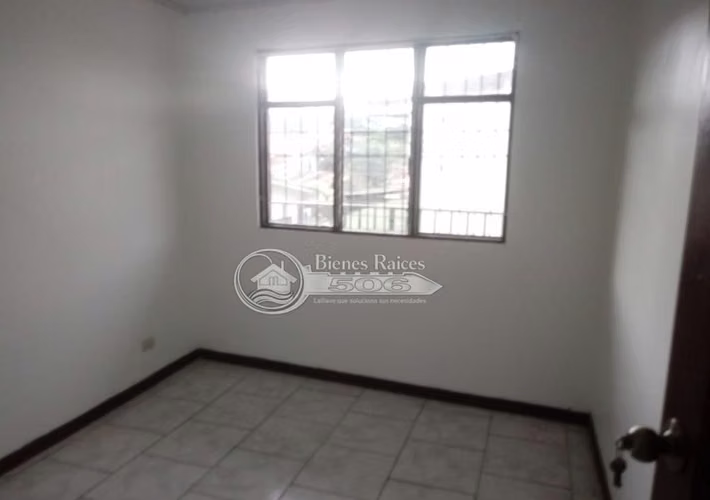 Se vende propiedad con 6 apartamentos San Pablo de Heredia
