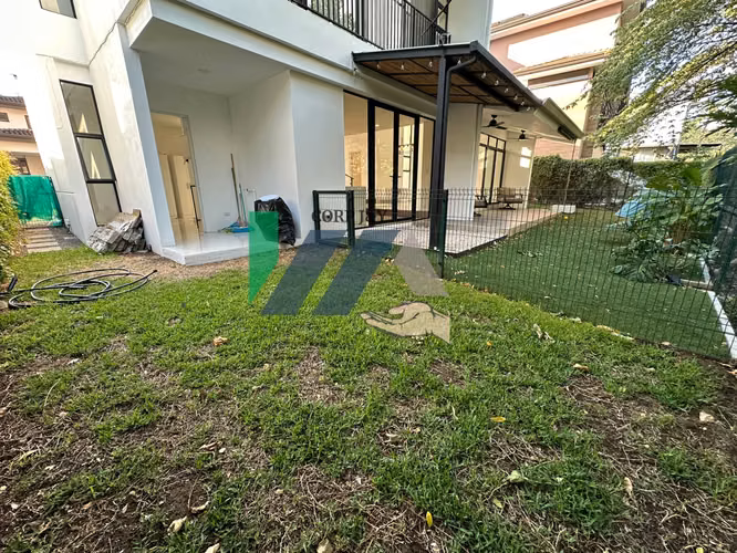 Venta  de casa en San Francisco - con  excelente ubicación - Imagen 5