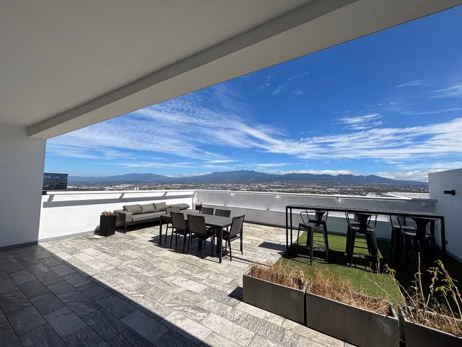 VENTA DE EXCLUSIVO PENTHOUSE EN ROHRMOSER PARA INVERSION - Imagen 11