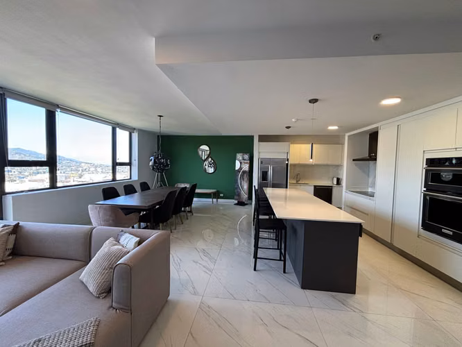 VENTA DE EXCLUSIVO PENTHOUSE EN ROHRMOSER PARA INVERSION - Imagen 6
