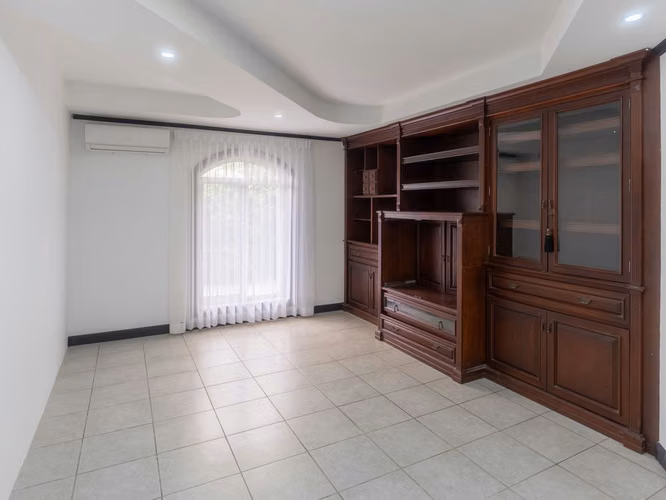 VENTA DE CASA EN VALLE DEL SOL