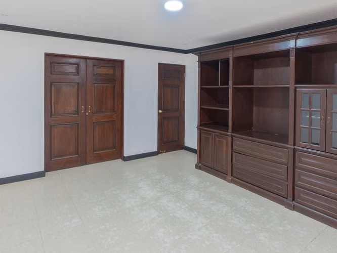 VENTA DE CASA EN VALLE DEL SOL