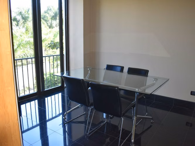 VENTA PENTHOUSE AMUEBLADO EN CONDOMINIO ESCAZU