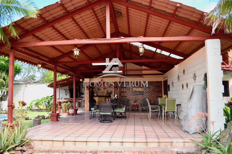 Cabana en alquiler en Santo Domingo totalmente amueblada