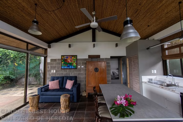 Apartamento amueblado en alquiler — San Pablo de Heredia, 300m del Fresh Market - Imagen 13