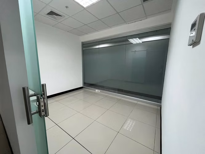 YA. Vendo OFICINA en Pza. Murano Santa Ana Certificada LEED - Imagen 13