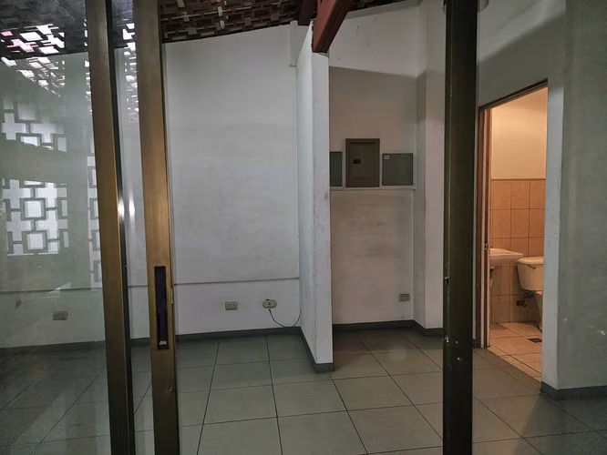 Alquiler de Local Comercial en el corazón de San José, San José - Imagen 11