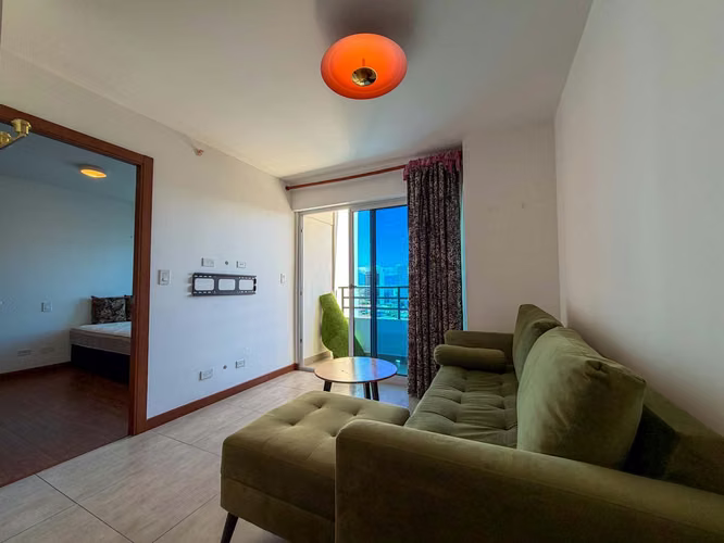 Venta de apartamento En Los Yoses Con Balcón Y Vista Norte Piso 16