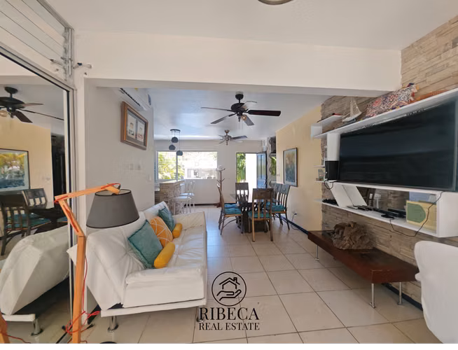 Casa en Herradura | Condominio con Seguridad 24/7 | Teletrabajo | 5 min a la playa