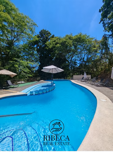 Casa en Herradura | Condominio con Seguridad 24/7 | Teletrabajo | 5 min a la playa