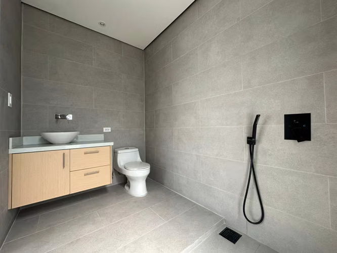 VENTA DE LOFT EN GUACHIPELÍN  ESCAZÚ*