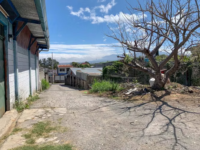 Venta de propiedad excelente ubicación en San Rafael Arriba