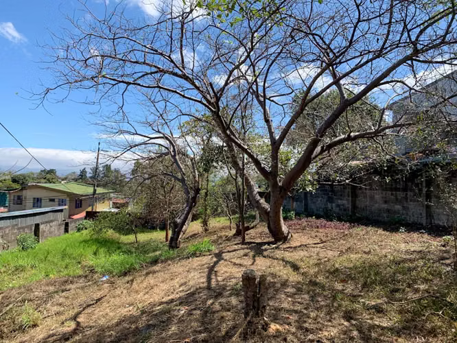 Venta de propiedad excelente ubicación en San Rafael Arriba