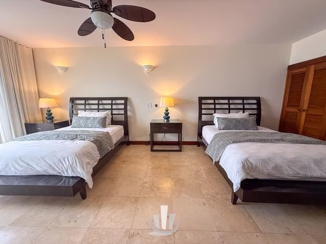 Condo Frente al Mar en Venta en Jacó – Crocs Casino Resort & Spa