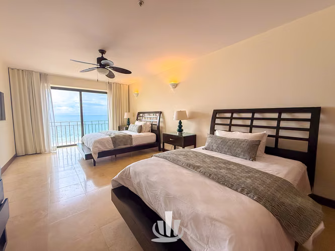 Condo Frente al Mar en Venta en Jacó – Crocs Casino Resort & Spa