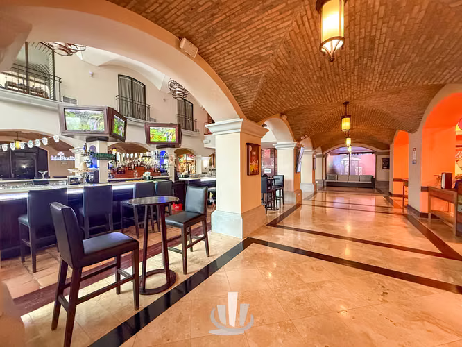 Condo Frente al Mar en Venta en Jacó – Crocs Casino Resort & Spa