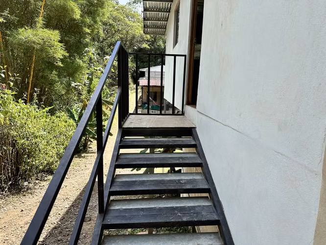 VENDO 4 CASAS EN SAN JOSÉ.