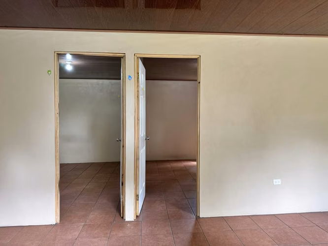 VENDO 4 CASAS EN SAN JOSÉ.