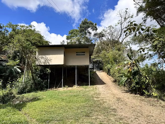 VENDO 4 CASAS EN SAN JOSÉ.