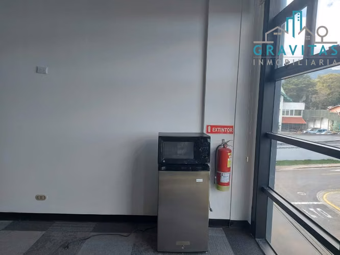Oficina en alquiler y venta en Escazú (En centro corporativo) ID 1620