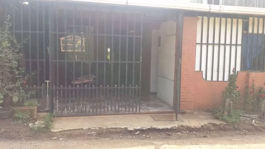 Venta de Casa con Apartamento en Palmares, Alajuela