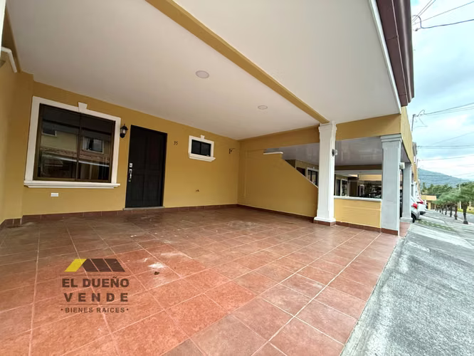 Casa en Venta en Condominio Lomas del Bosque. - Imagen 2