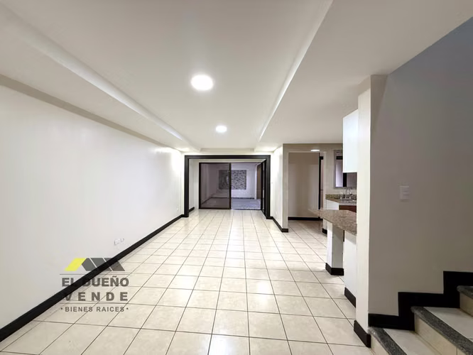 Casa en Venta en Condominio Lomas del Bosque. - Imagen 3