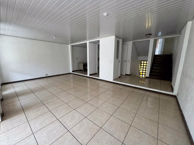 DETACHED HOUSE FOR SALE IN ROHRMOSER