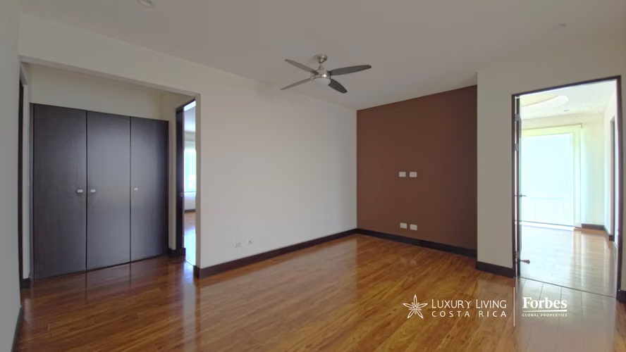 21405 - Casa de lujo con 4 hab, terraza y jardín en condominio exclusivo - Imagen 14