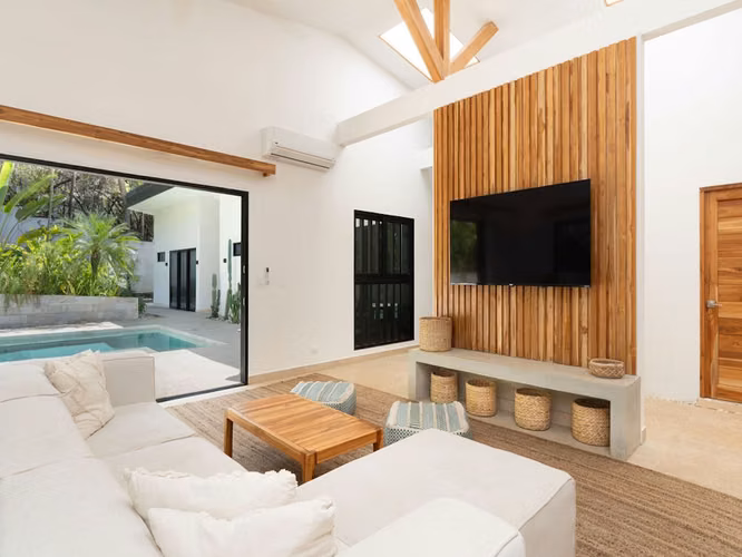 VENTA DE CASA EN PLAYA GRANDE - GUANACASTE