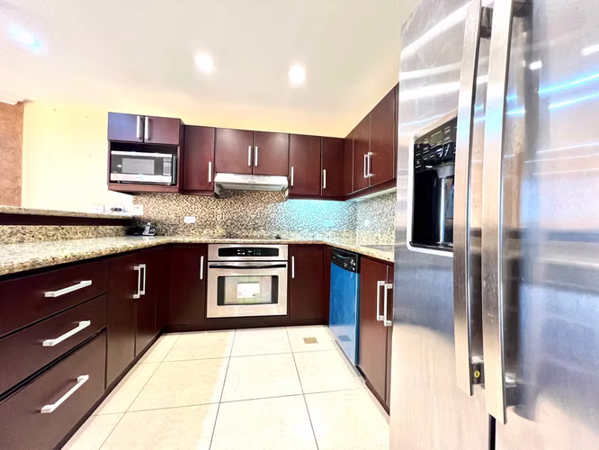 ALQUILER DE APARTAMENTO CON VISTA EN LA SABANA