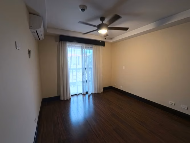 Apartamento con línea blanca en Brasil de Santa Ana