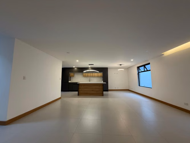 Estrene Moderna Casa En Tres Ríos